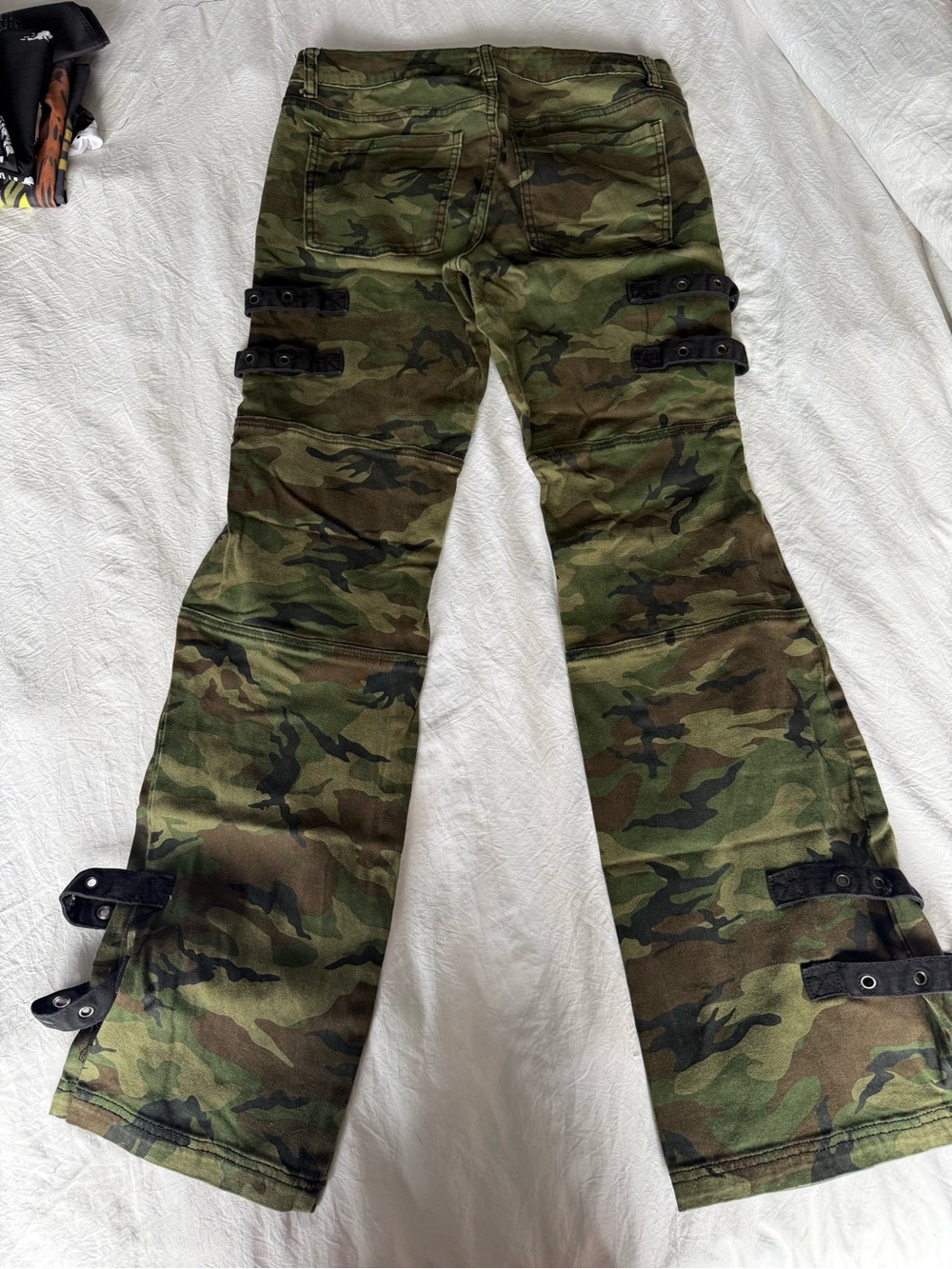 Social Collision Camo Strap Flare Pants Size 11 Green Military Buckle - Picture 6 of 9